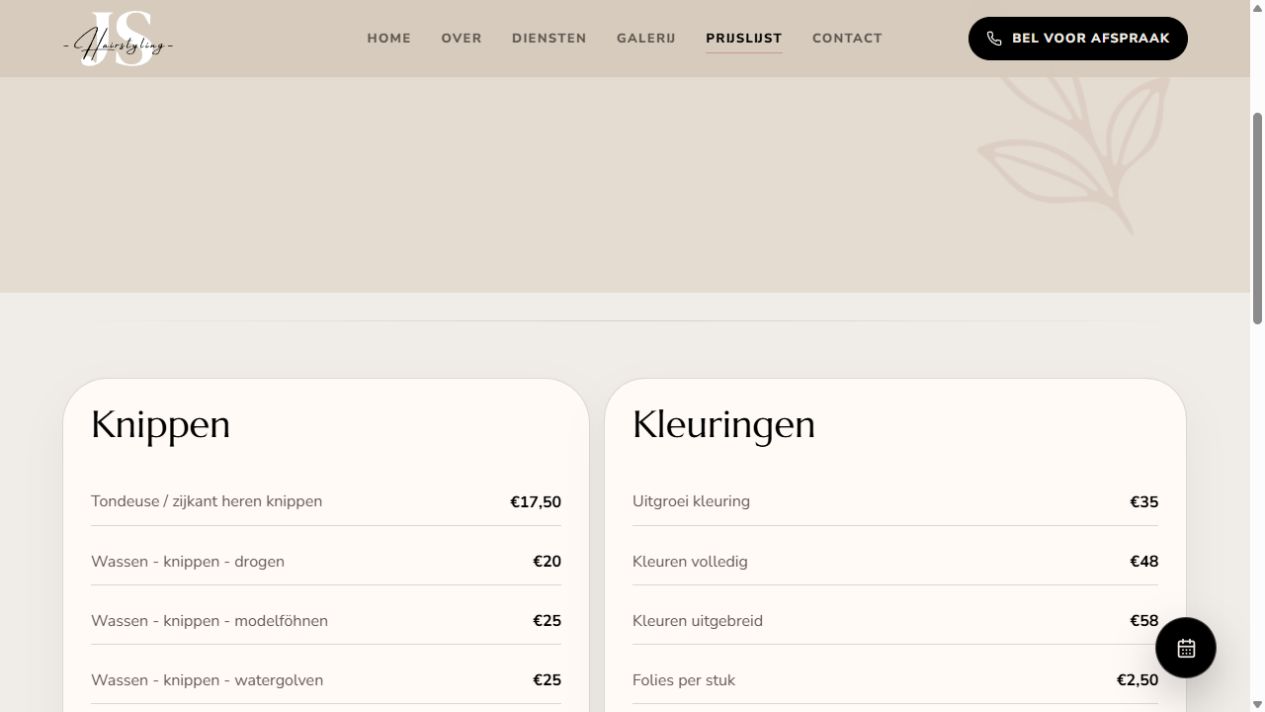 Prijslijst van JS Hairstyling met behandelingen voor knippen en kleuren in twee overzichtelijke kolommen.